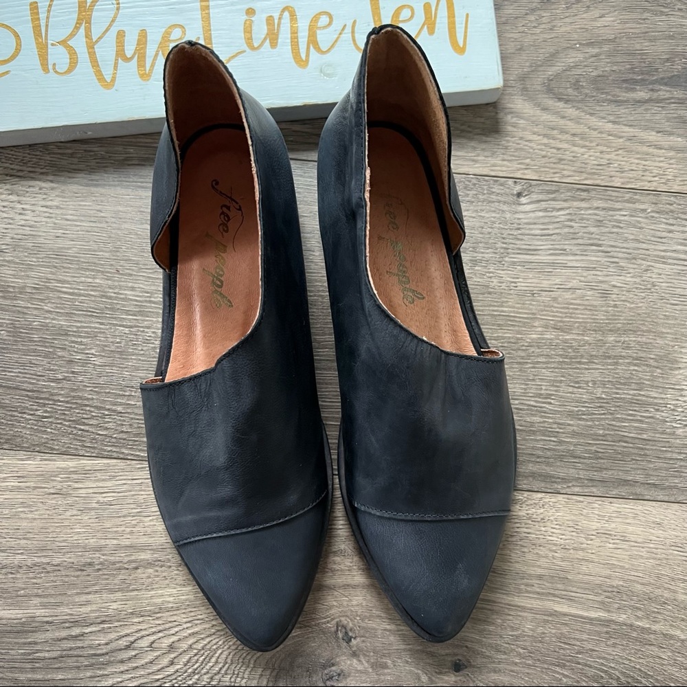 Free People Royals Flats - Picture 3 of 7